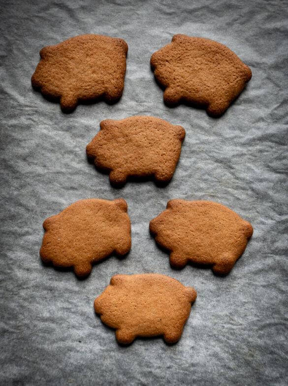 Gingerbread Cookie Help Guide